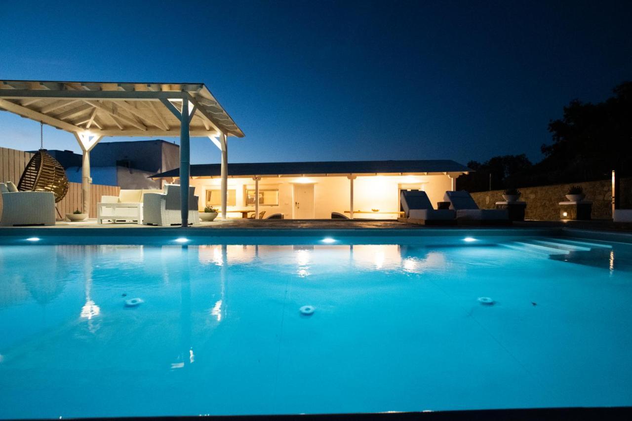 Tiffanys Villas Mykonos Town ภายนอก รูปภาพ